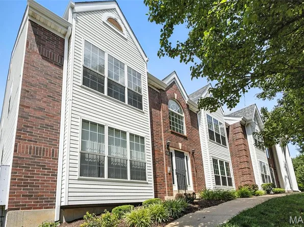 1622 Forest Springs Ln APT A, Ballwin, MO 63021
