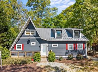 1047 Tranquility Ln, Hartwell, GA 30643
