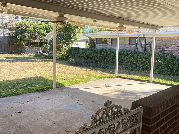 3rd image of 2312 Bienville Dr