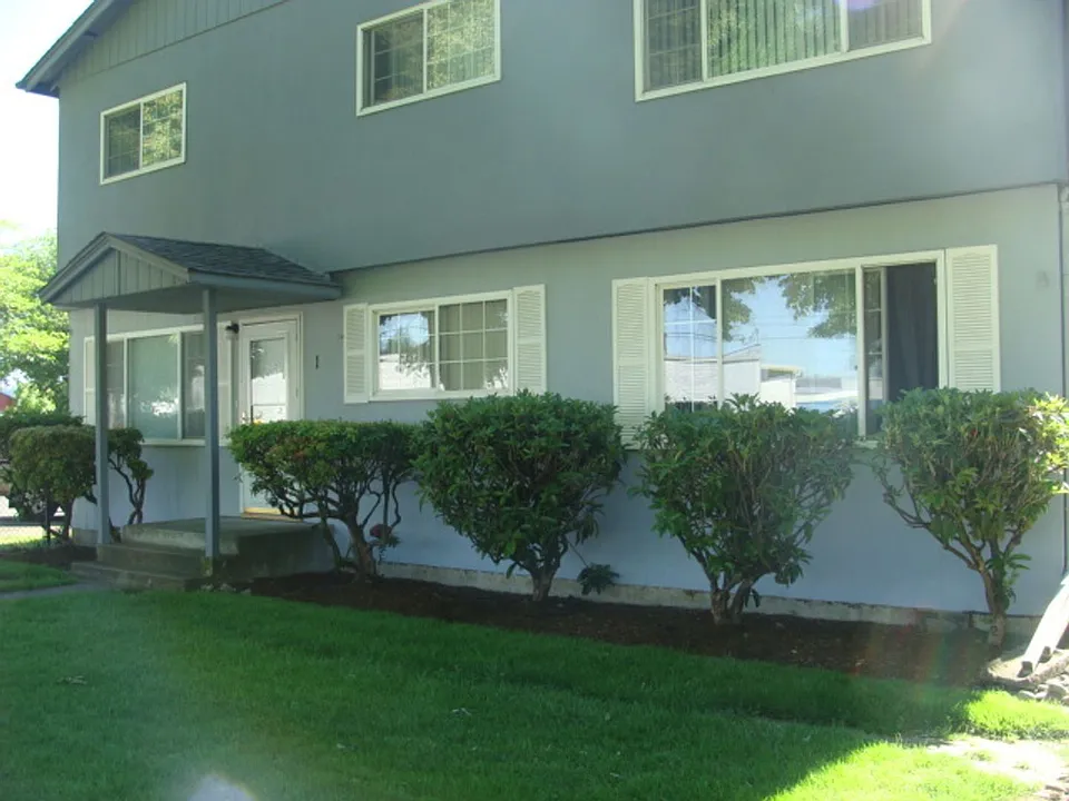 1620-1630 11th Ave