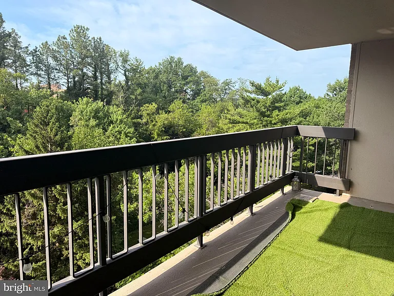 3705 S George Mason Dr #414S — Photo 10
