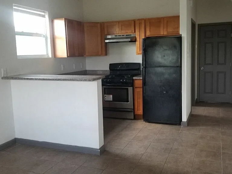 3159 Laussat Pl — Photo 2