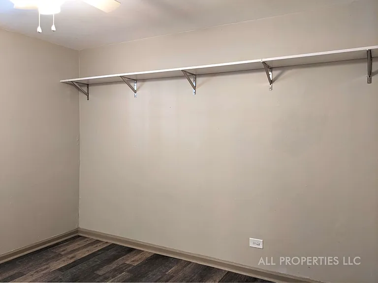 1613 York St — Photo 12