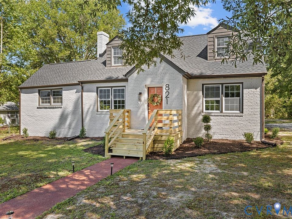 1st image of 821 Fort Lee Rd