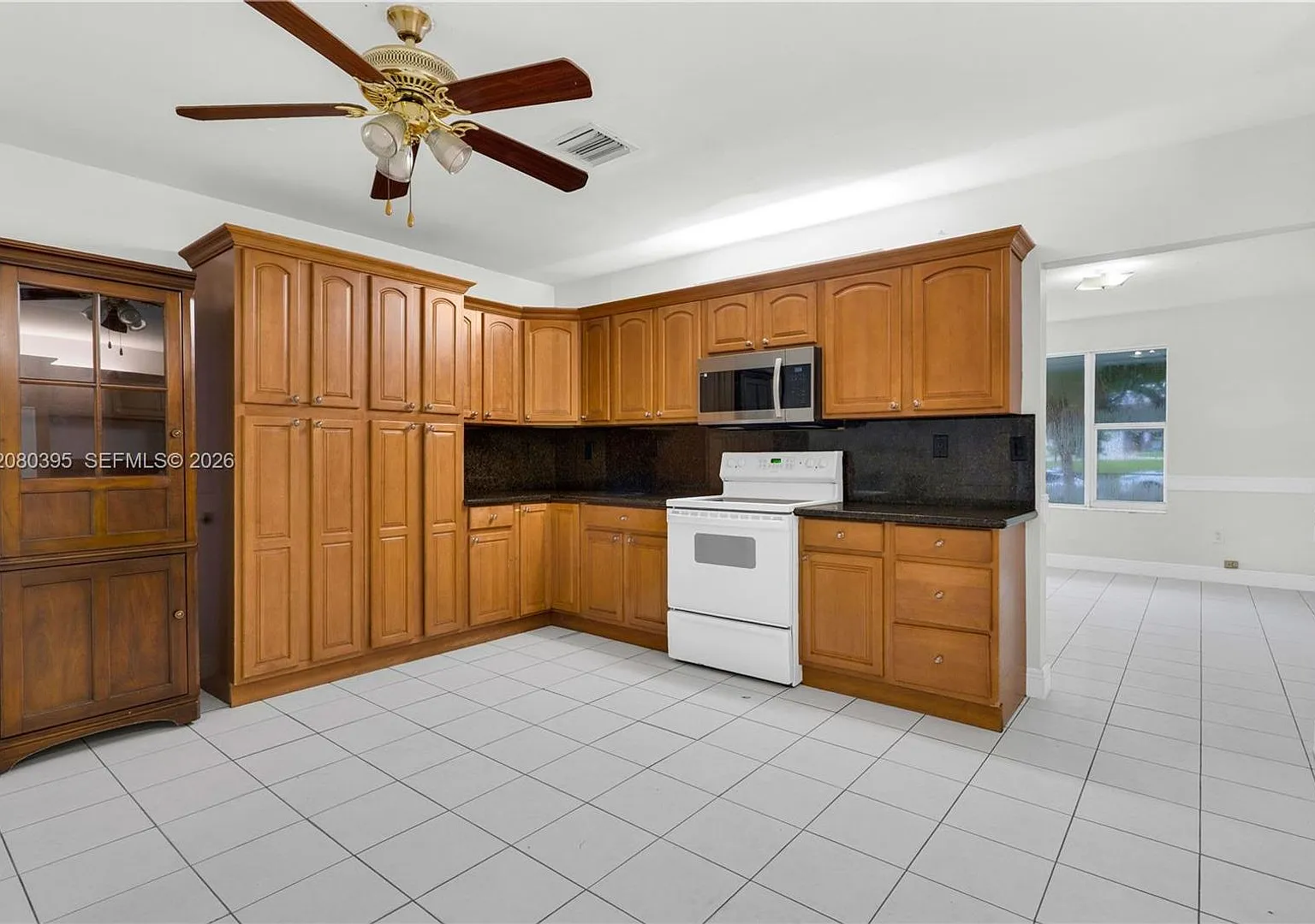 9441 SW 27th Dr — Photo 2