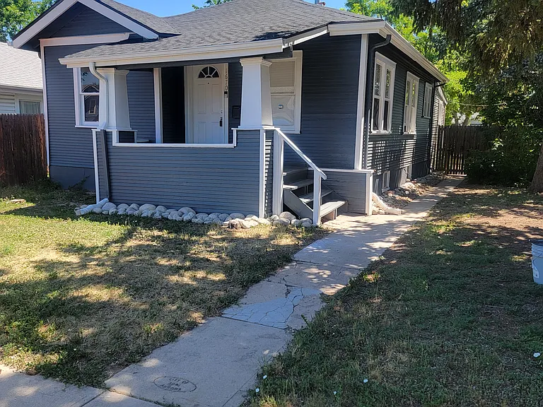1670 Dallas St — Photo 1