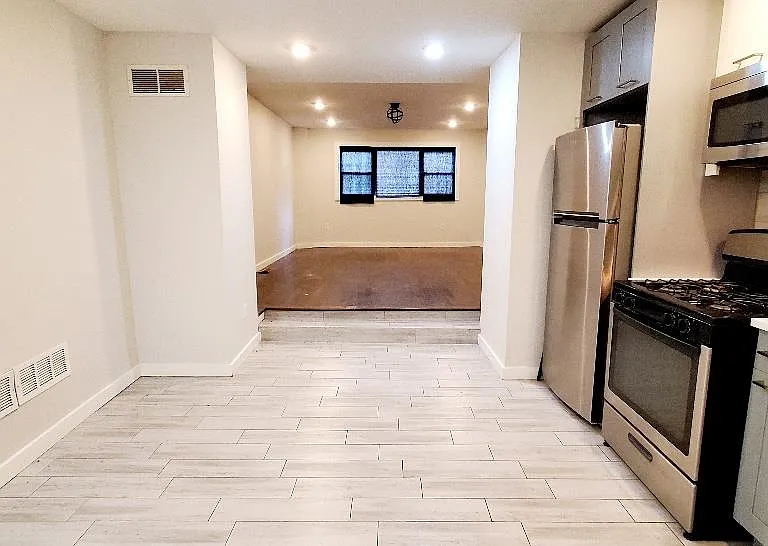 487 Ocean Ave #1 — Photo 9