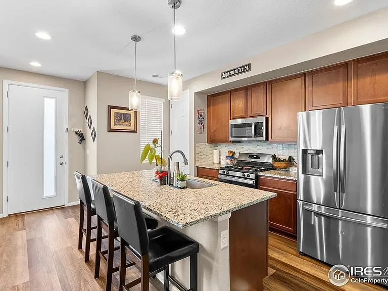 5325 Spalding Pl — Photo 3