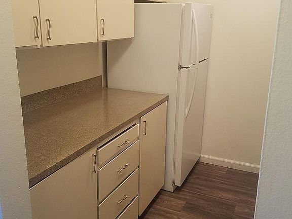 5th image of 4808 176th St SW APT K5