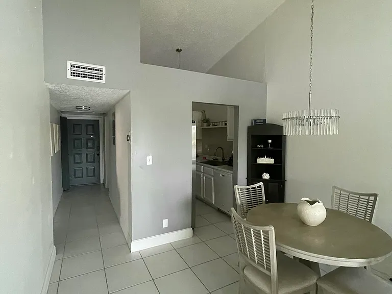 9878 Nob Hill Ct #9878 — Photo 8