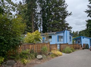 26215 Barrett Rd NE, Kingston, WA 98346