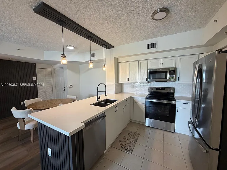 2160 E Preserve Way #206 — Photo 12