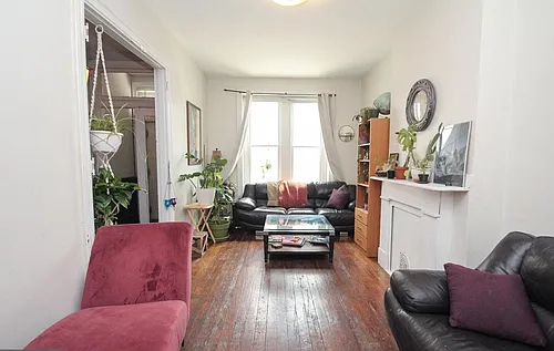 2503 Carpenter St Photo 1
