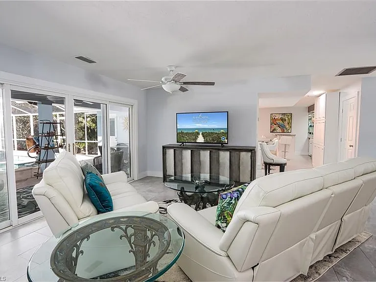27165 Edenbridge Ct — Photo 6