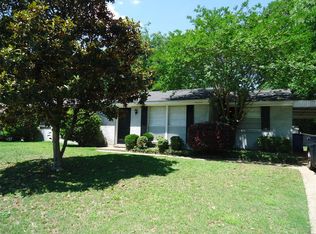 132 Magnolia Dr, Prattville, AL 36067