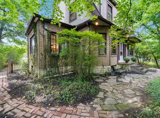 235 Walhalla Rd, Columbus, OH 43202