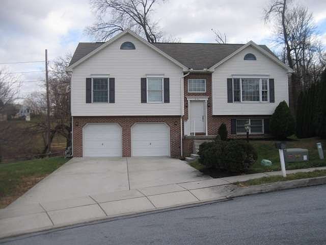 Home for Sale in Harrisburg, PA $196,000