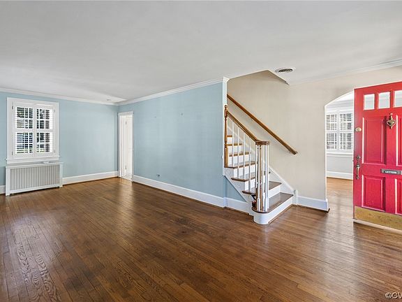 3rd image of 1507 Westover Hills Blvd