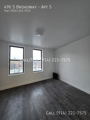 490 S Broadway #5 Photo 1