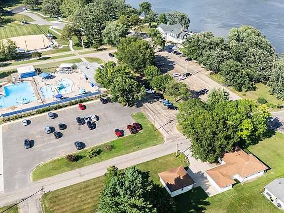 5th image of 6322 E Beach Dr