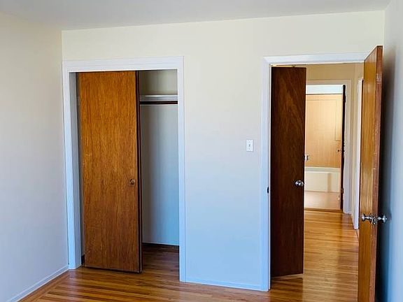 3rd image of 5571 Mission St #3