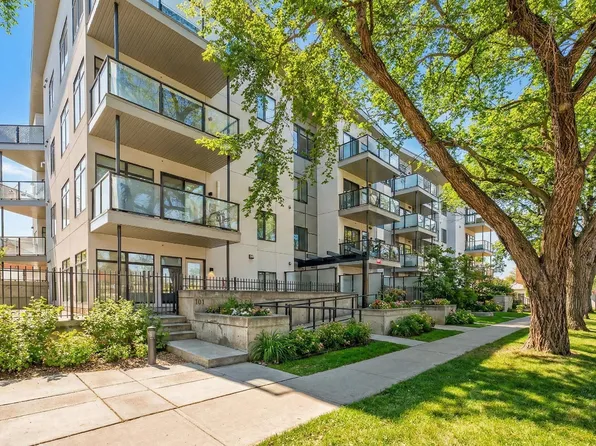 10837 83rd Ave NW #304, Edmonton, AB T6E 2E6