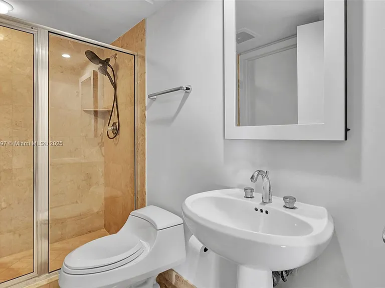 848 Brickell Key Dr #2602 — Photo 28