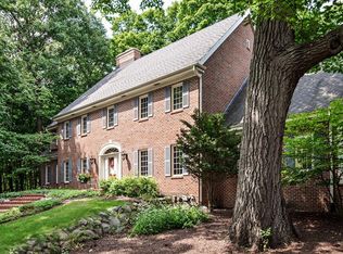 19430 Tara Dr, Brookfield, WI 53045