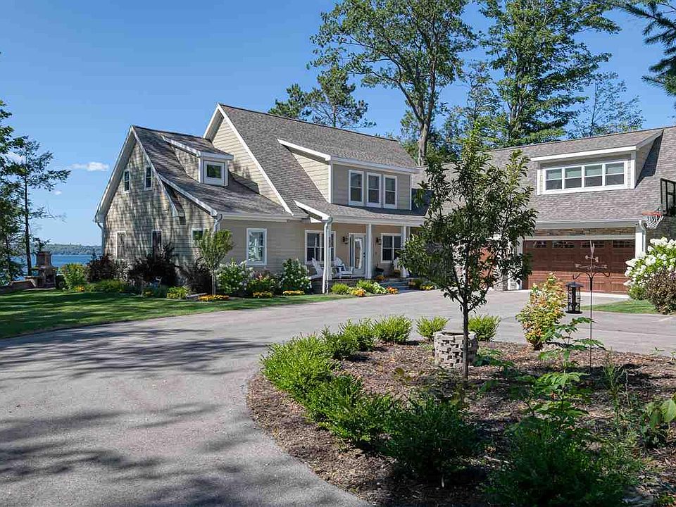 1st image of 6107 Plum Dr