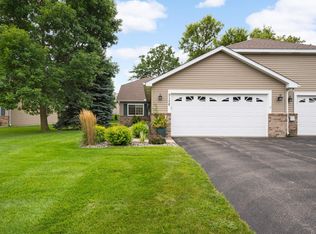 9128 212th St W, Lakeville, MN 55044