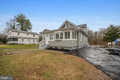 14 Sewell St Photo 1