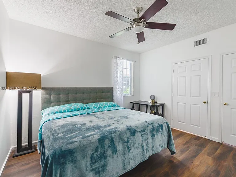 3245 NE 184th St #13101 — Photo 29