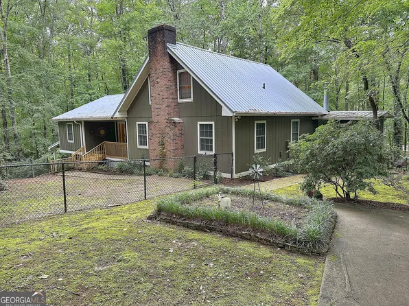 30 Grayson Trl, Hogansville, GA 30230