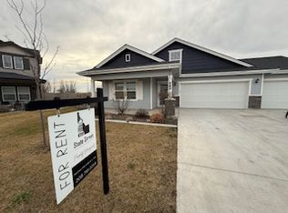 489 N Heliopolis Way, Star, ID 83669