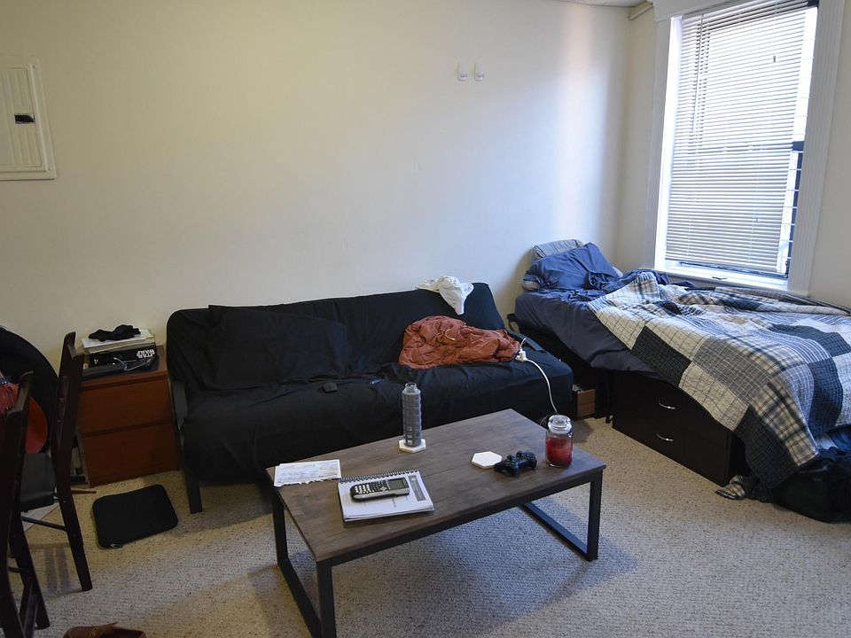 2nd image of 404 Huntington Ave #30