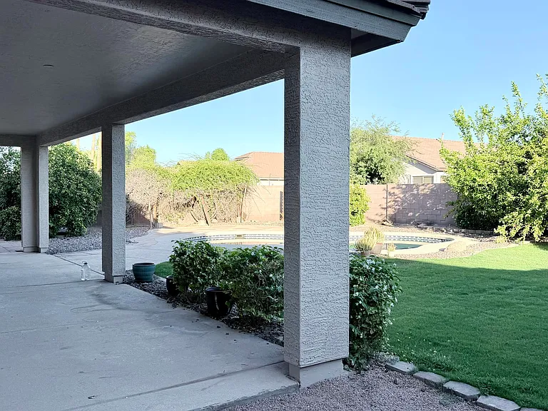 1289 E Iris Dr — Photo 35