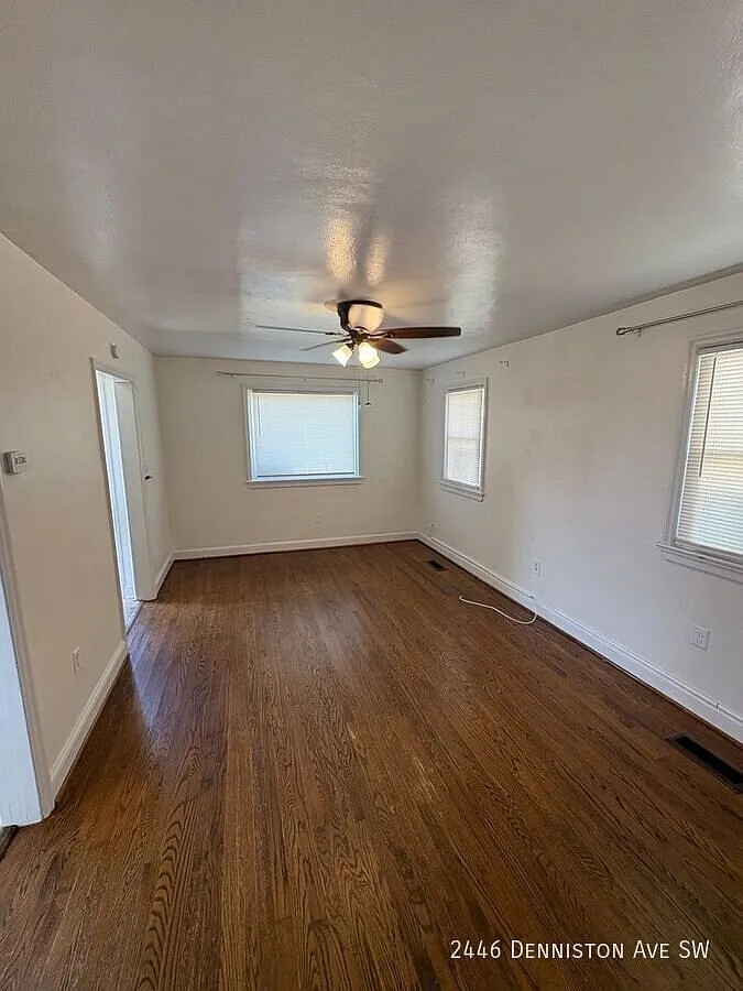 2 Bed 1 Bath Home In Raleigh Court -Coming Soon! — Photo 3