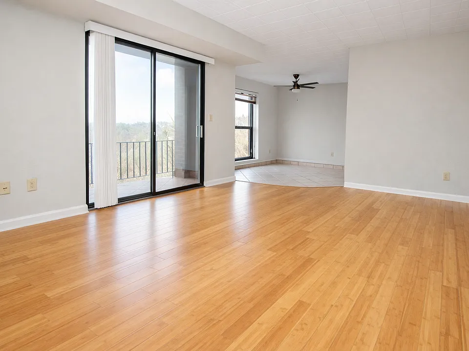1009 Glass Run Rd