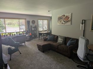 928 N Adams Rd UNIT 4, Birmingham, MI 48009