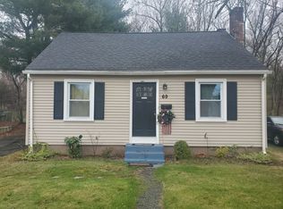 69 Essex St, Manchester, CT 06040