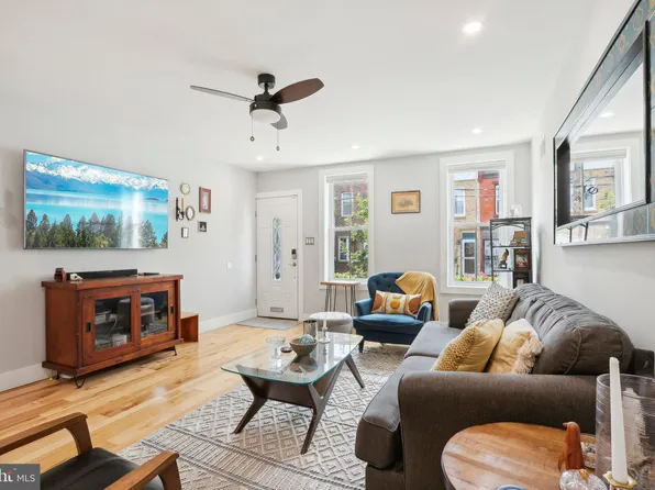2225 Carpenter St, Philadelphia, PA 19146