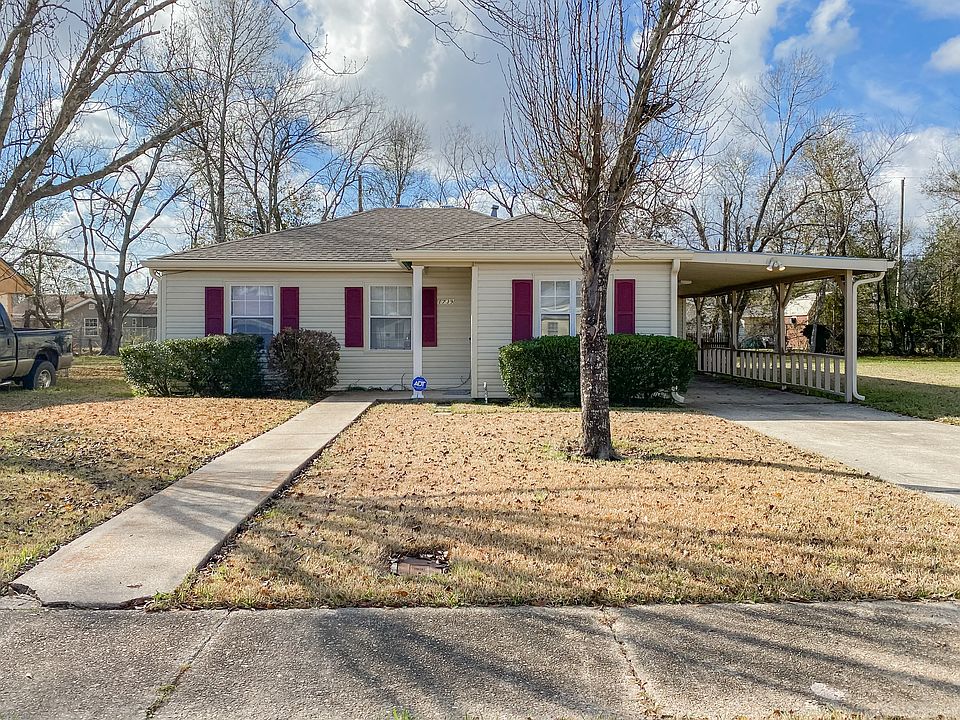 1st image of 1739 Broadmoor Dr