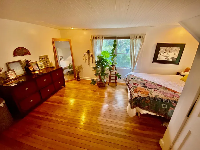 12A Spruce St — Photo 9