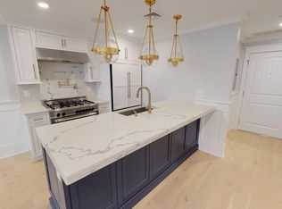150 Athens St #5, Boston, MA 02127
