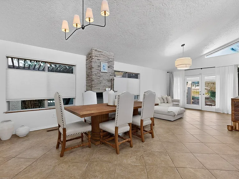 9735 Village Green Dr NE — Photo 12
