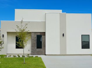 108 Gillian Dr, Laredo, TX 78043