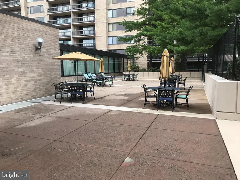 3705 S George Mason Dr #1903S — Photo 18