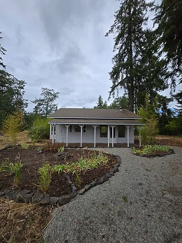 16721B Muskrat Dr SE Photo 1