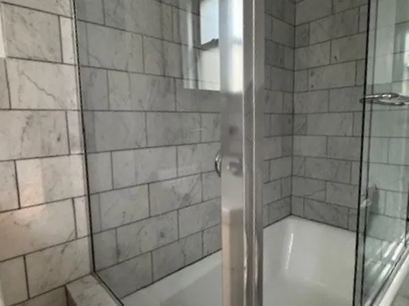 405 East 54th Street image 9 of 16