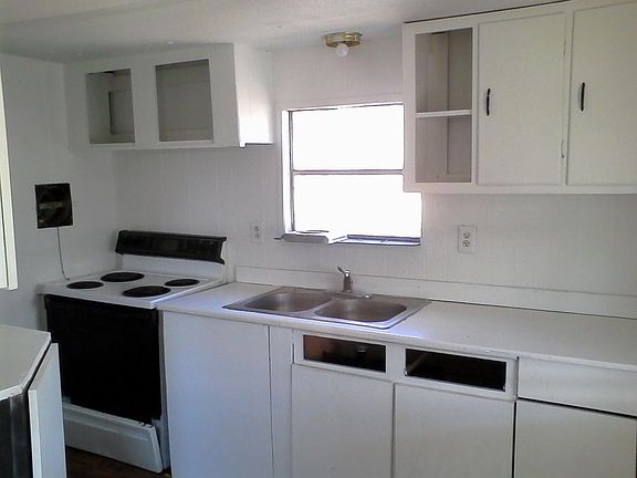 2nd image of 117 Starling Dr